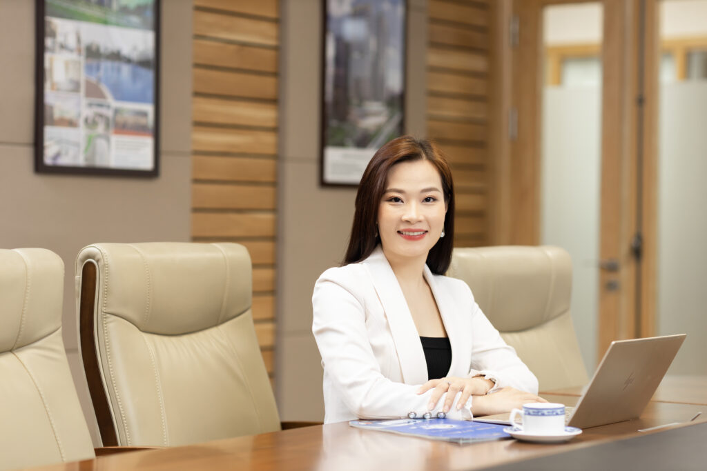 Hồ sơ năng lực chuyên gi Hòa Lê